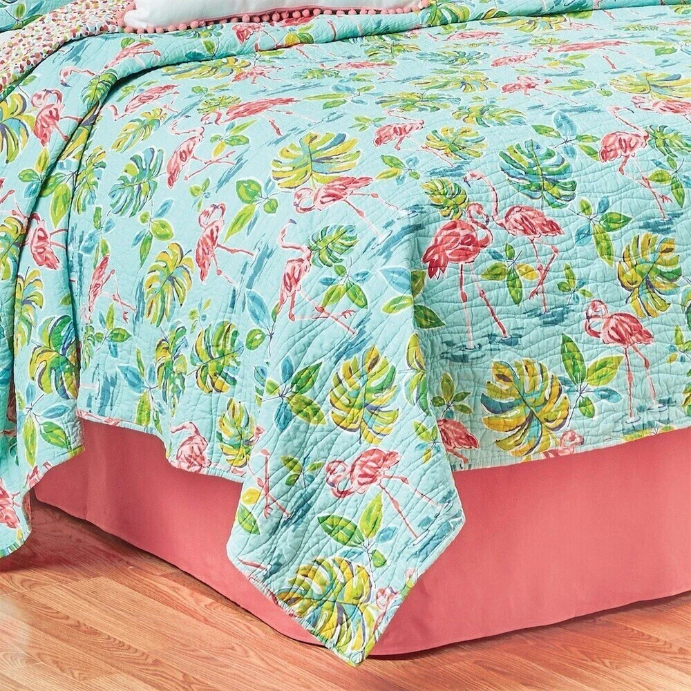 C&F Home Flamingo Tropical Reversible queen Quilt Bedspread Aqua Pink w/shams